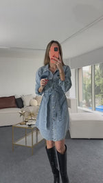 Load and play video in Gallery viewer, Rochie denim Miabella
